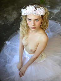 KiloPics.net presents: Nothing celebrates a wedding more than the bride herself stripping out of her sexy clothes to show off her hot pussy.
